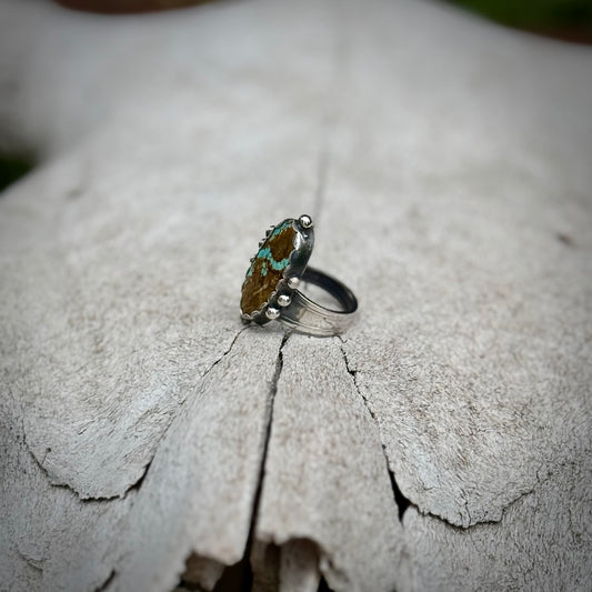 The Lanora Ring