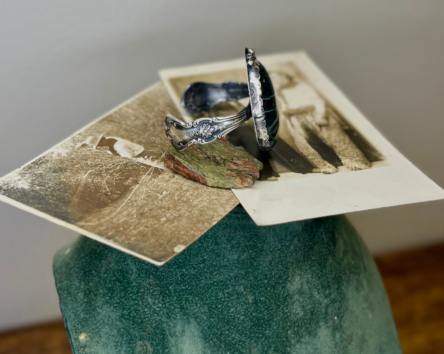 The Moss Agate-Cuff Bracelet