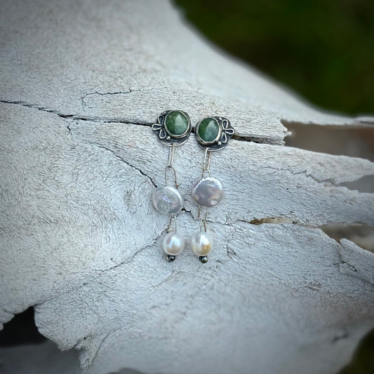 The Mountain Flower Earrings