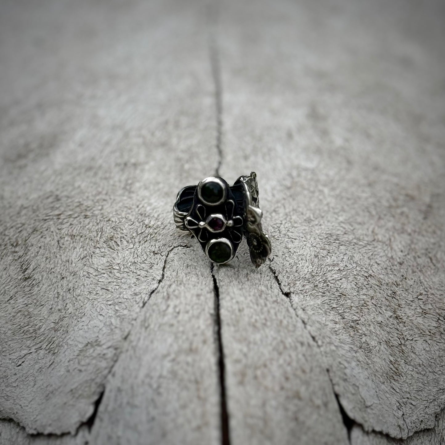 The Stunner Ring