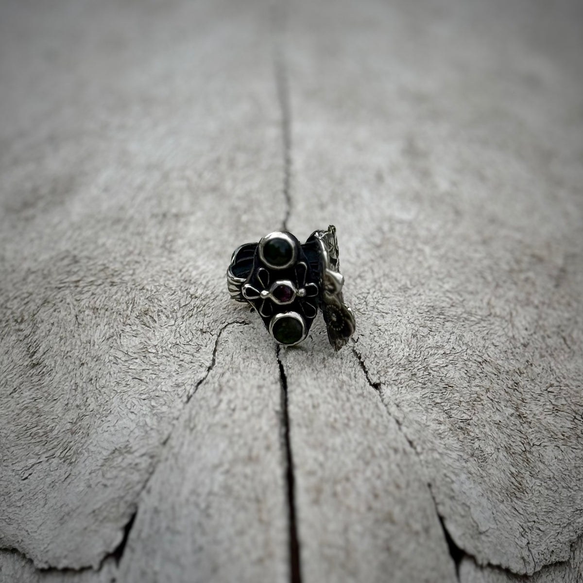 The Stunner Ring