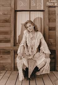 The Lorrie Darlin Ring